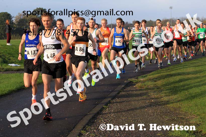 2022 Norman Woodcock Memorial Road Relays (organised by Elswick Harriers), Gosforth Park Racecourse, Newcastle.  Photo: David T. Hewitson/Sports for All Pics